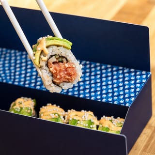 Spicy Tuna Tema Style